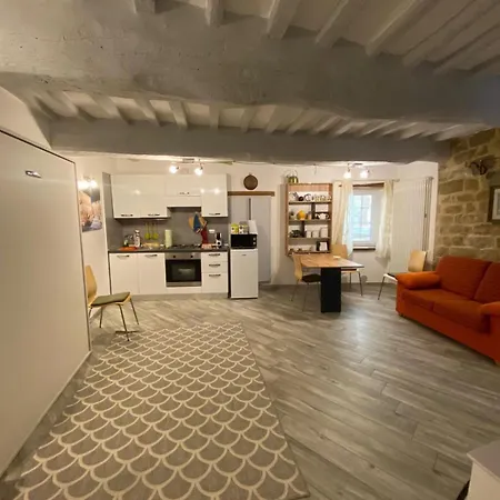 Dado House * Pérouse
